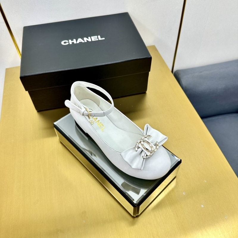Ch*el sandals